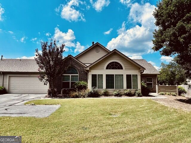 1303 Silver Summit Drive Se Property Photo 1