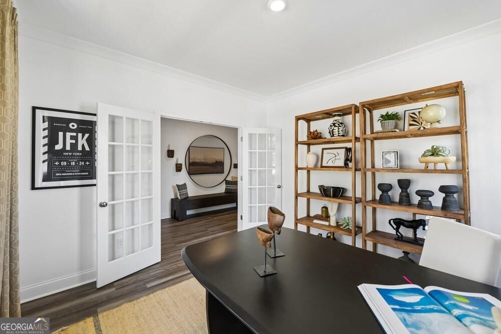 465 Kennington Walk Property Photo 11