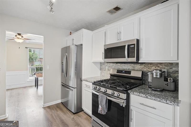 2707 Abbotts Glen Place Nw Property Photo 18