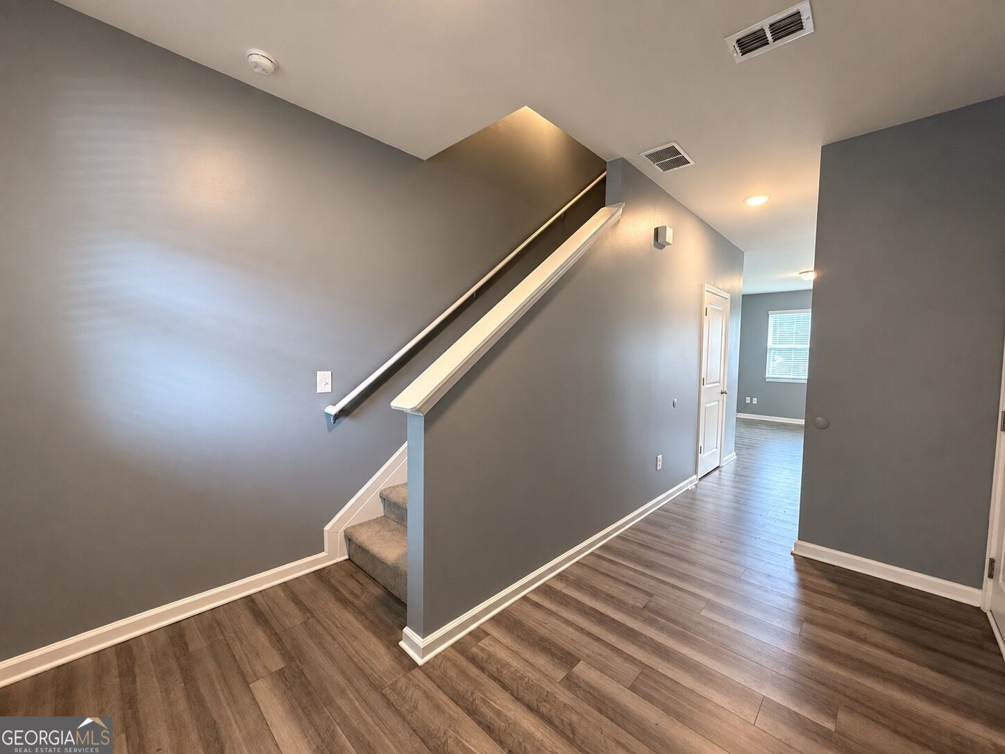 152 Swindon Drive Property Photo 3