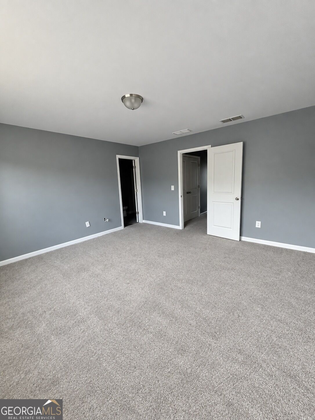 152 Swindon Drive Property Photo 7