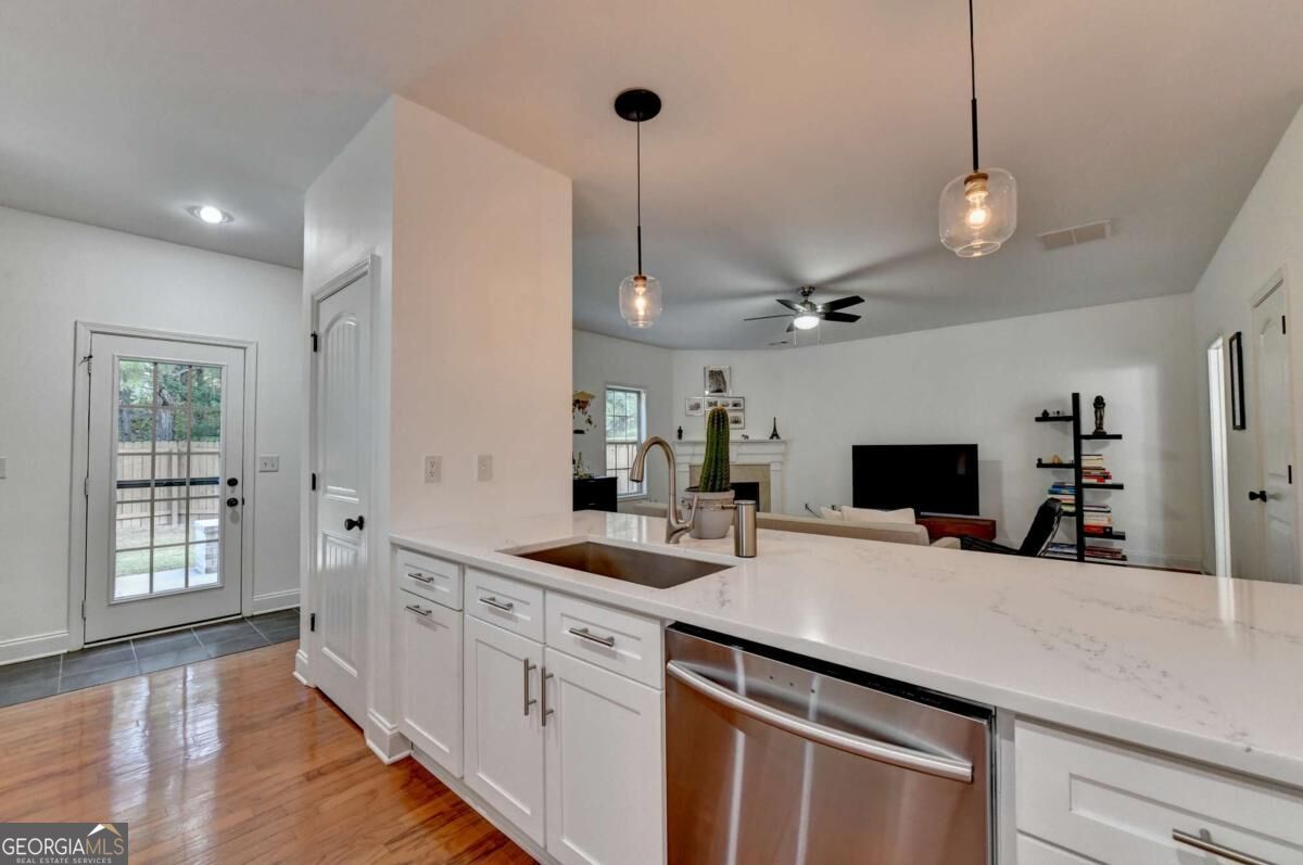 5247 Blossom Brook Drive Property Photo 15