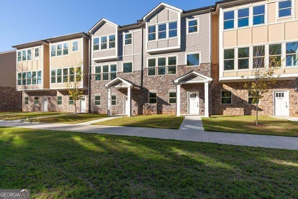 3792 Jack Vernon Circle Property Photo 4