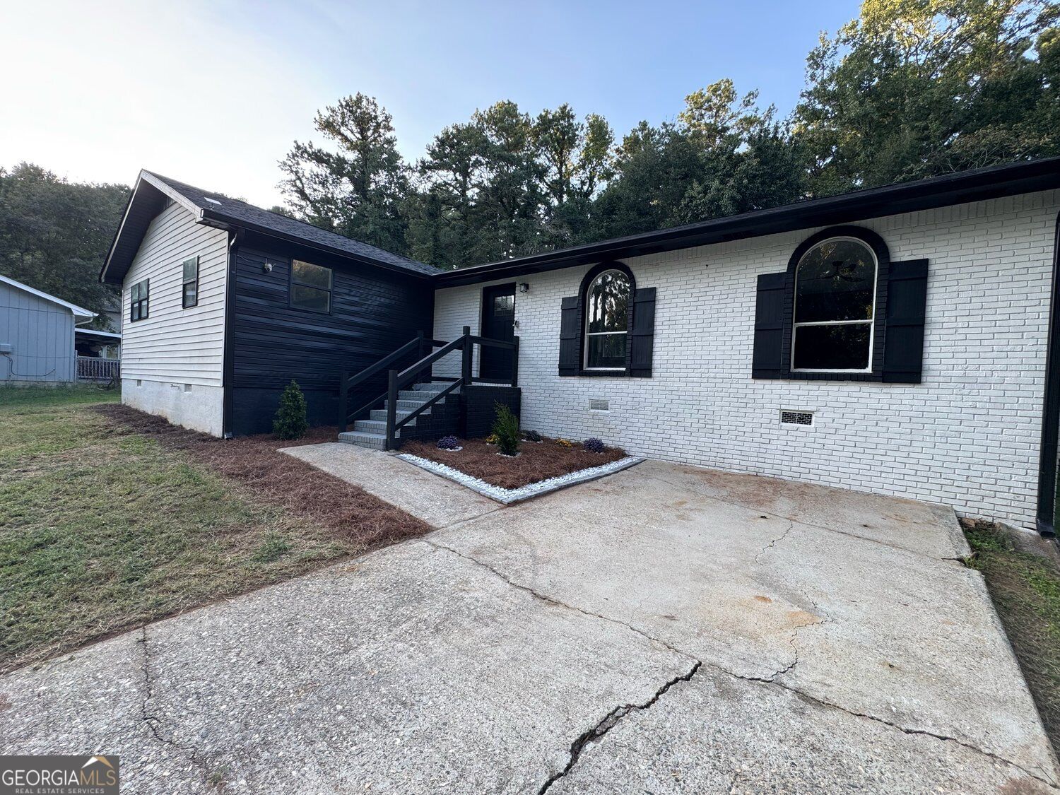 96 Sedgefield Drive Property Photo 3
