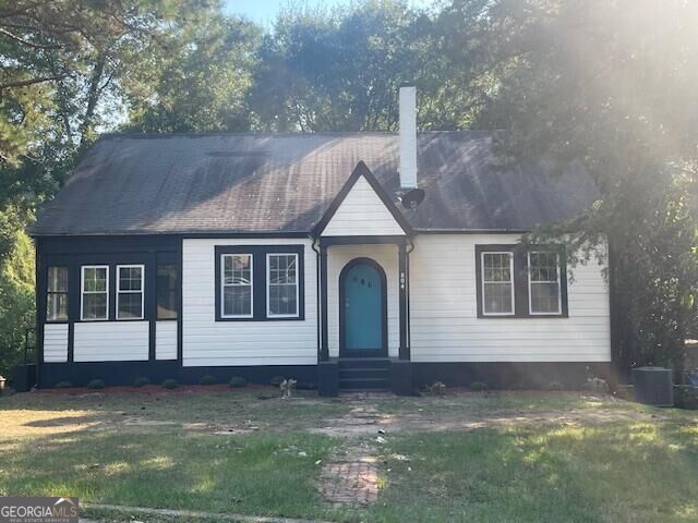 804 E 6th Street Property Photo 2