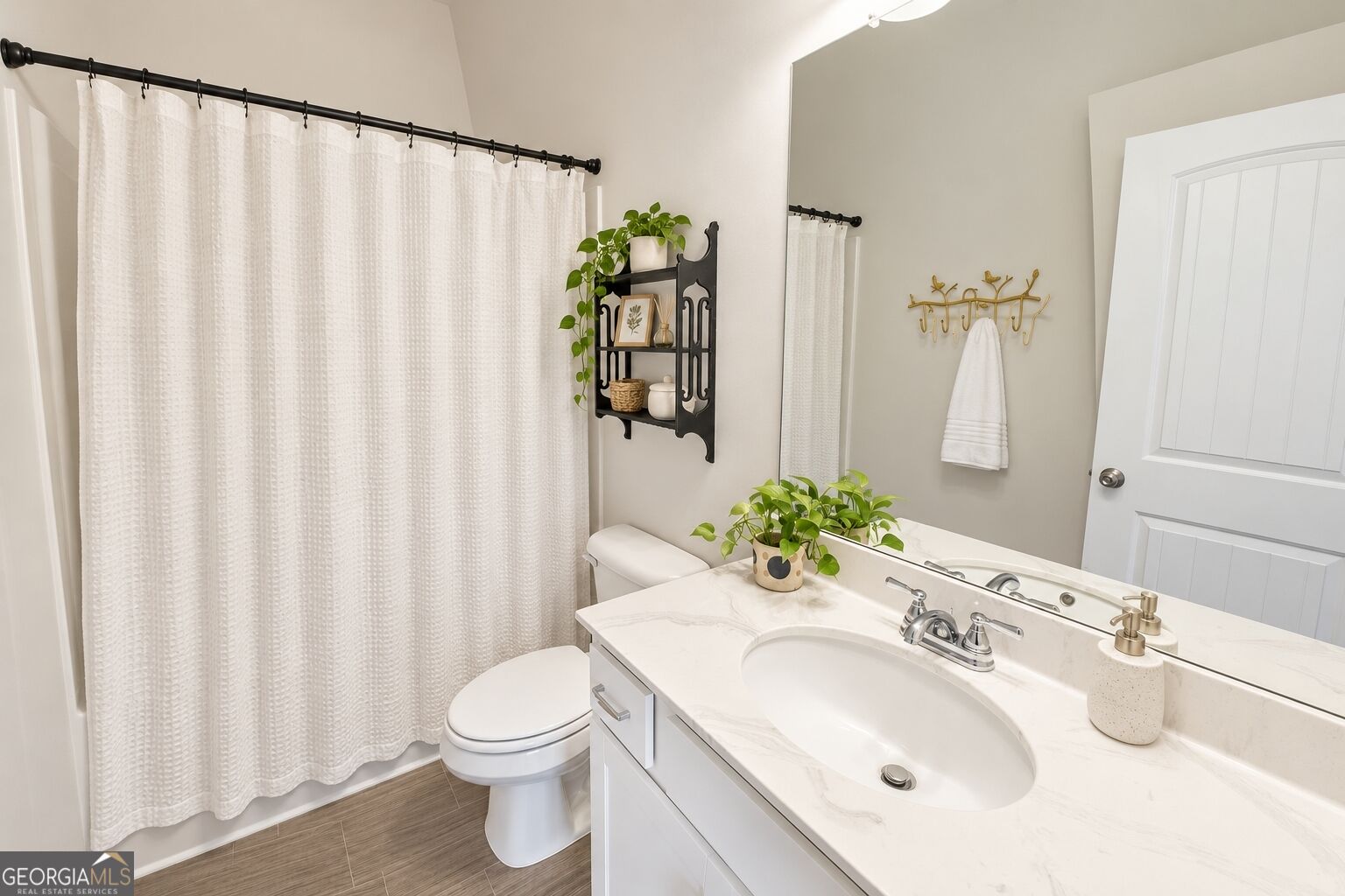 1074 Chastain Drive Property Photo 13