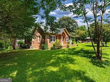 205 Reid Road Property Photo 8