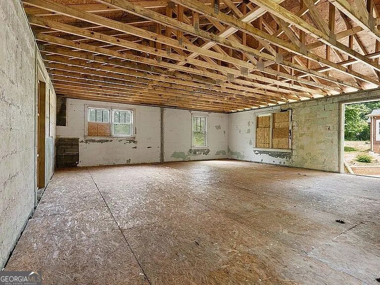 205 Reid Road Property Photo 17