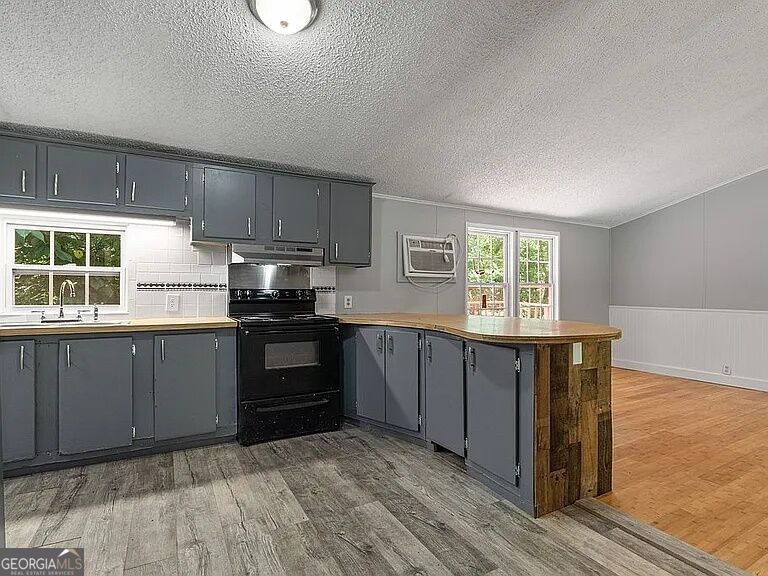205 Reid Road Property Photo 27