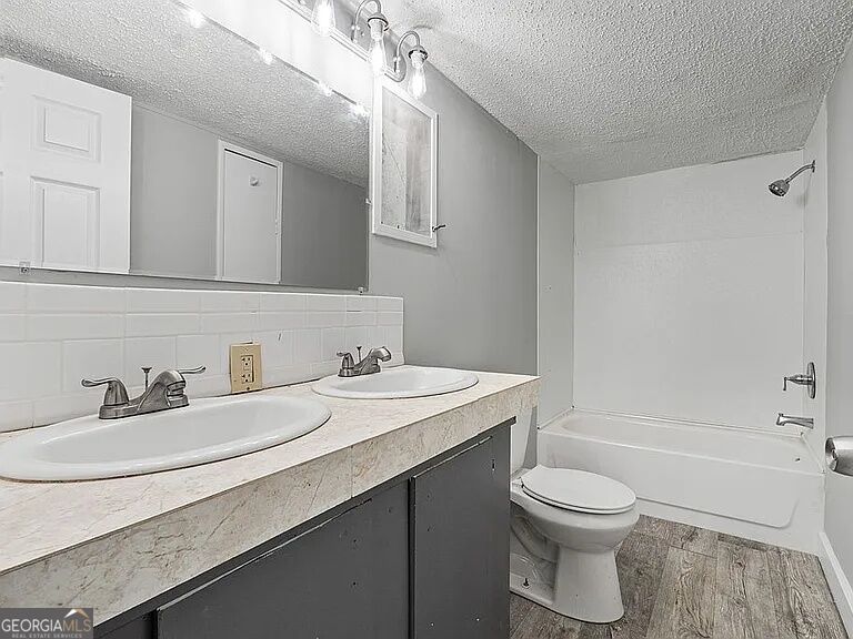205 Reid Road Property Photo 31