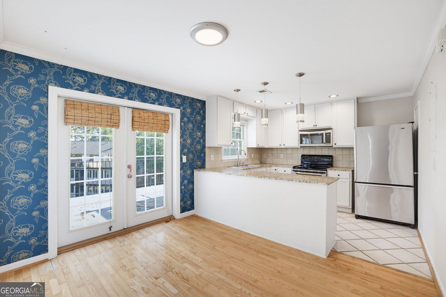 1101 Nw Collier Road Nw # T5 Property Photo 2