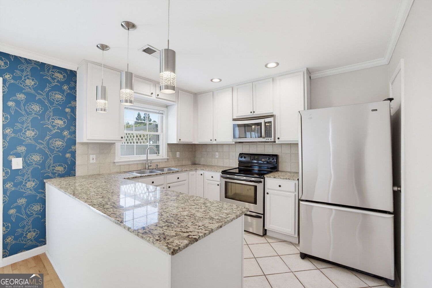 1101 Nw Collier Road Nw # T5 Property Photo 3
