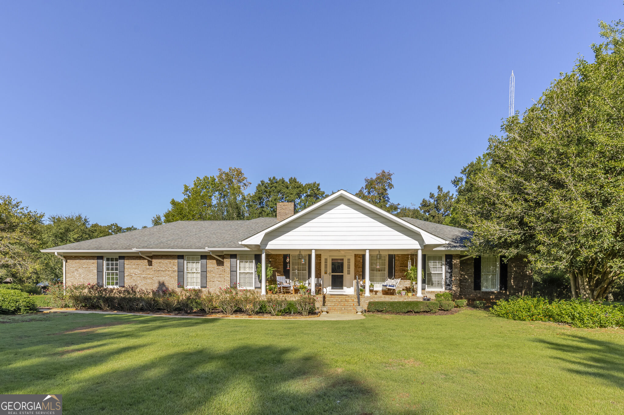 557 Green Road Property Photo 1