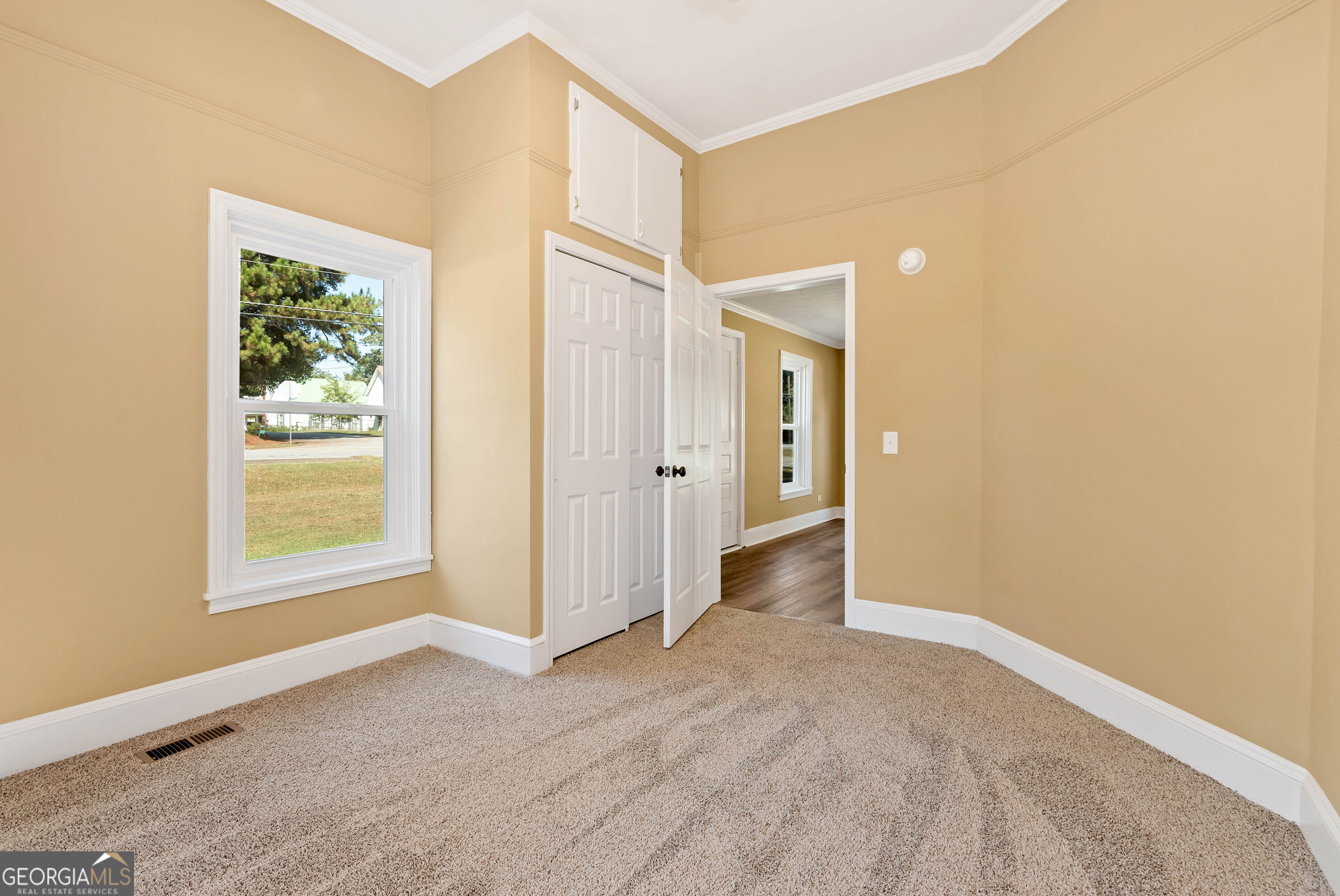 276 Highway 72 E Property Photo 13