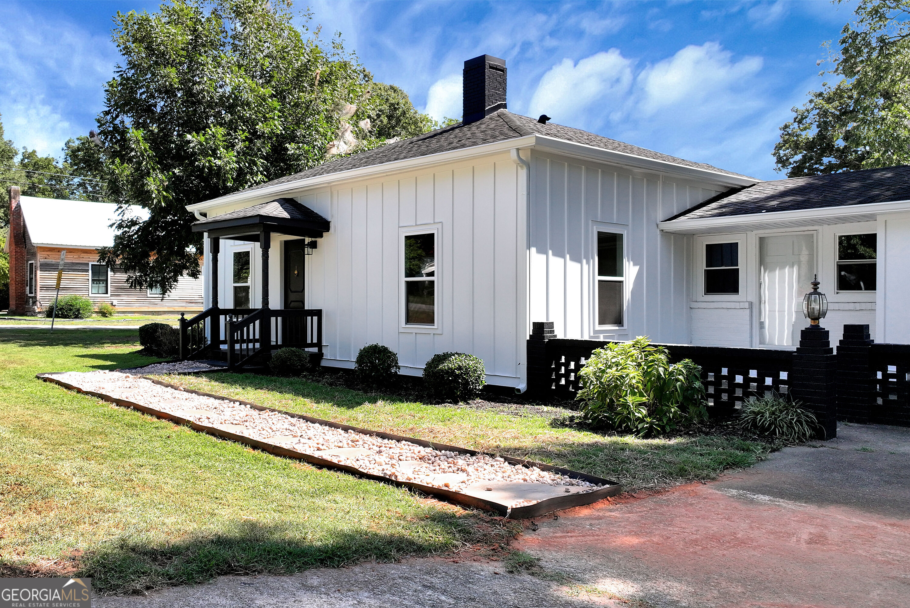 276 Highway 72 E Property Photo 35