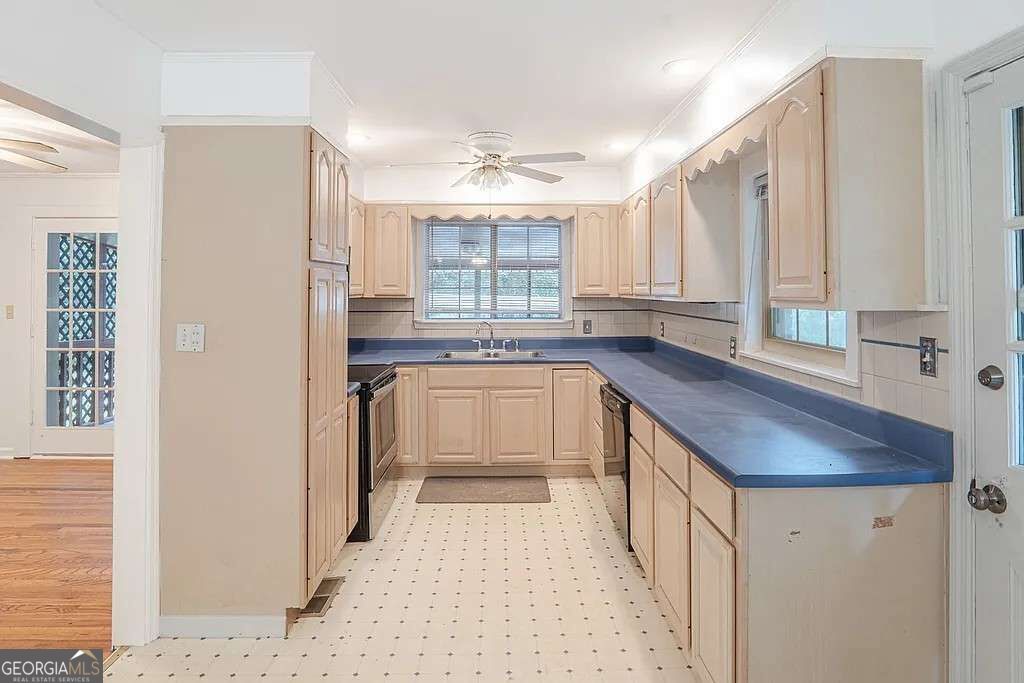 3021 Old Concord Road Property Photo 9