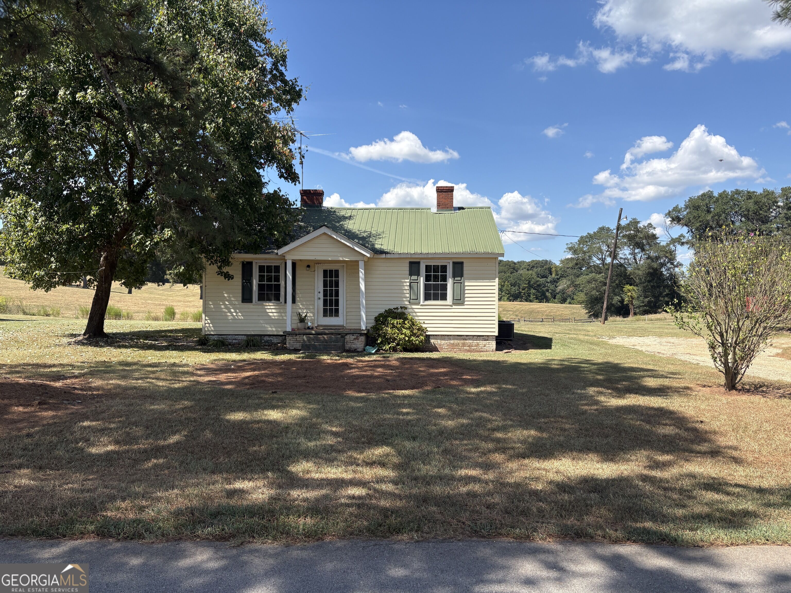962 Bakers Bridge Road Property Photo 1