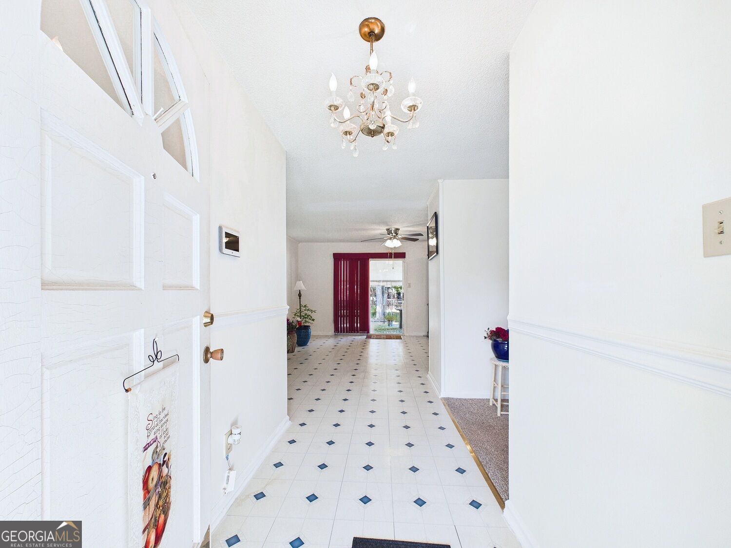 118 Avalon Drive Property Photo 4