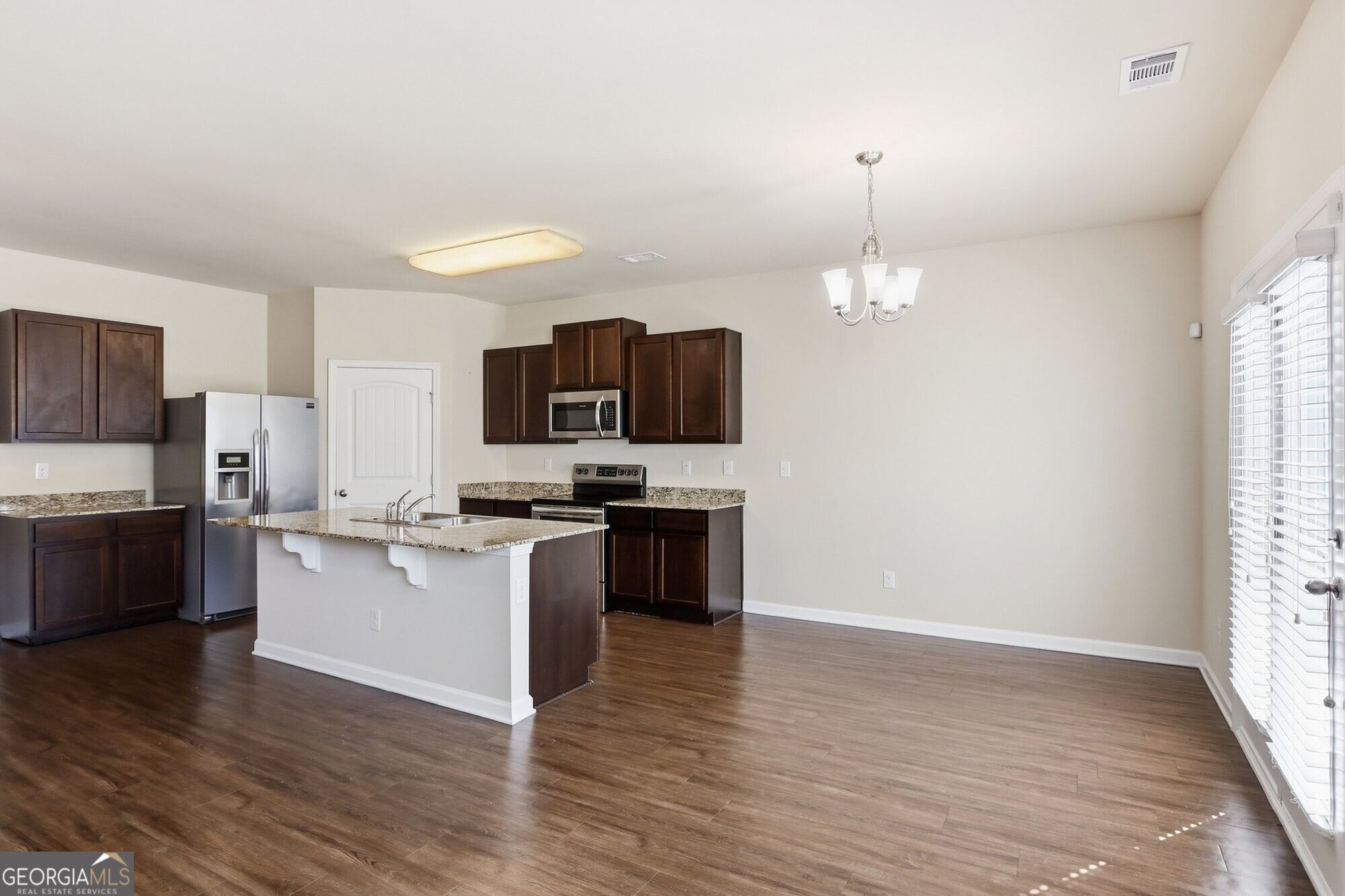 626 Yazzie Place Property Photo 16
