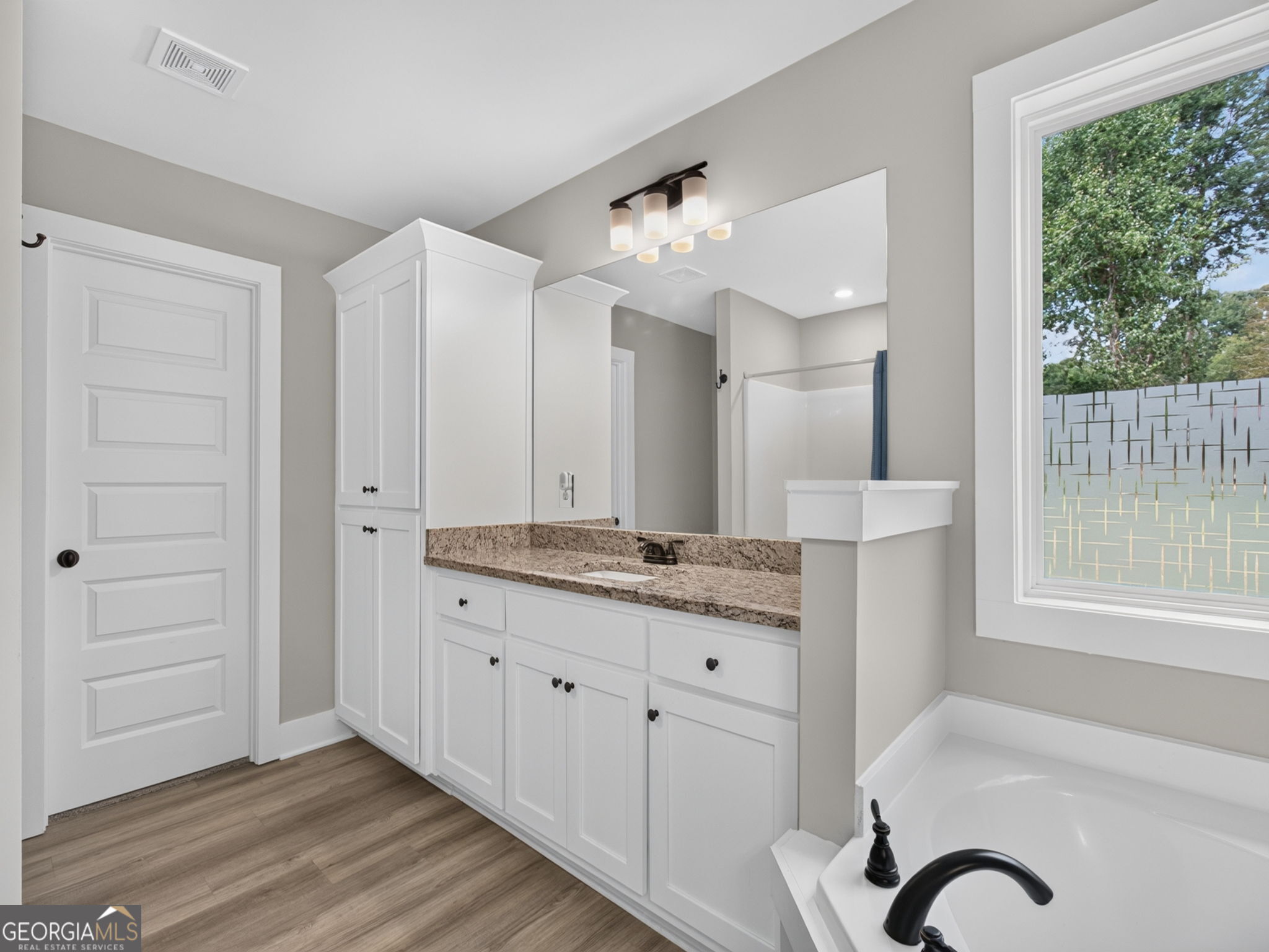 103 Advent Drive Property Photo 25