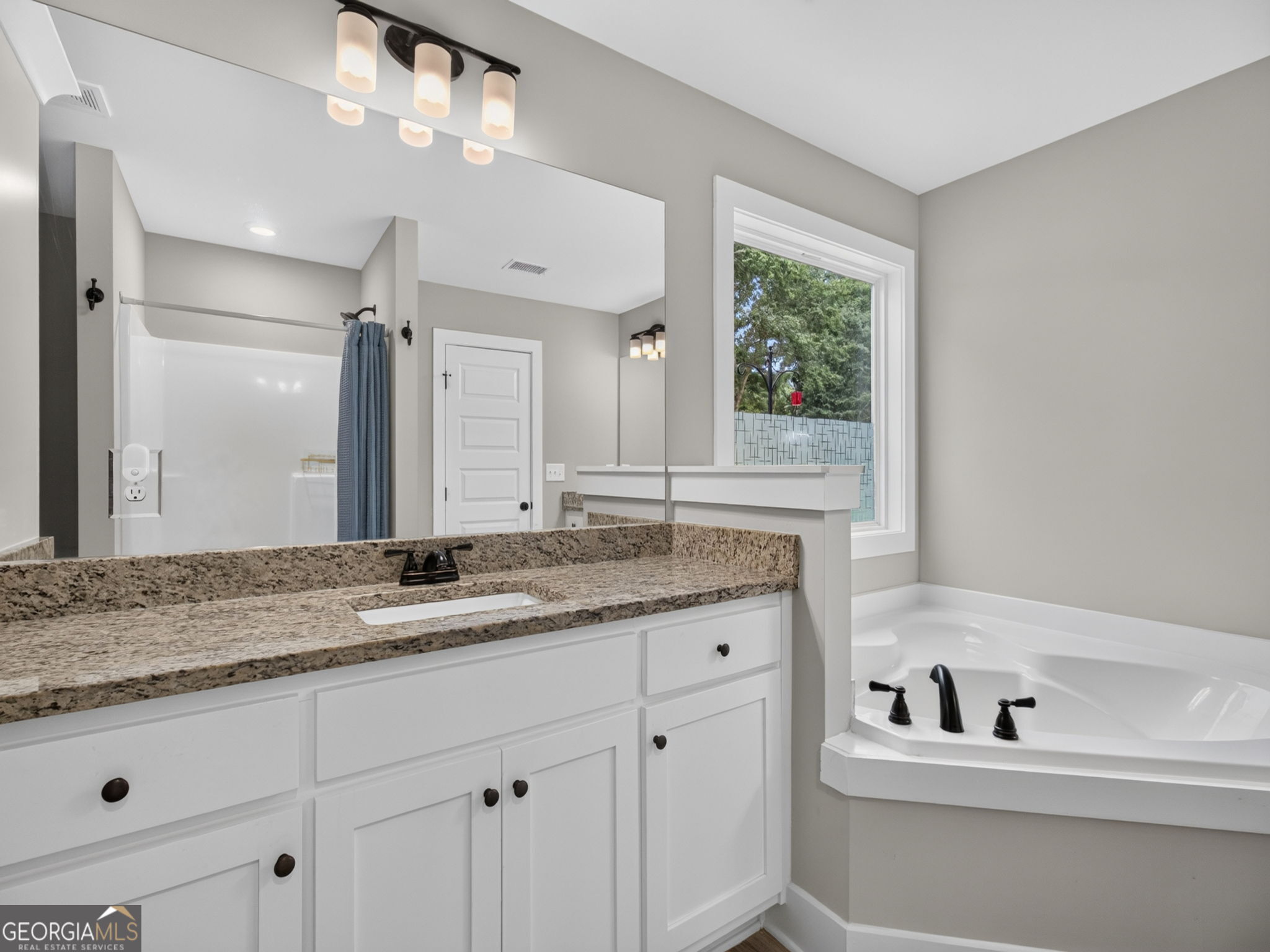 103 Advent Drive Property Photo 26