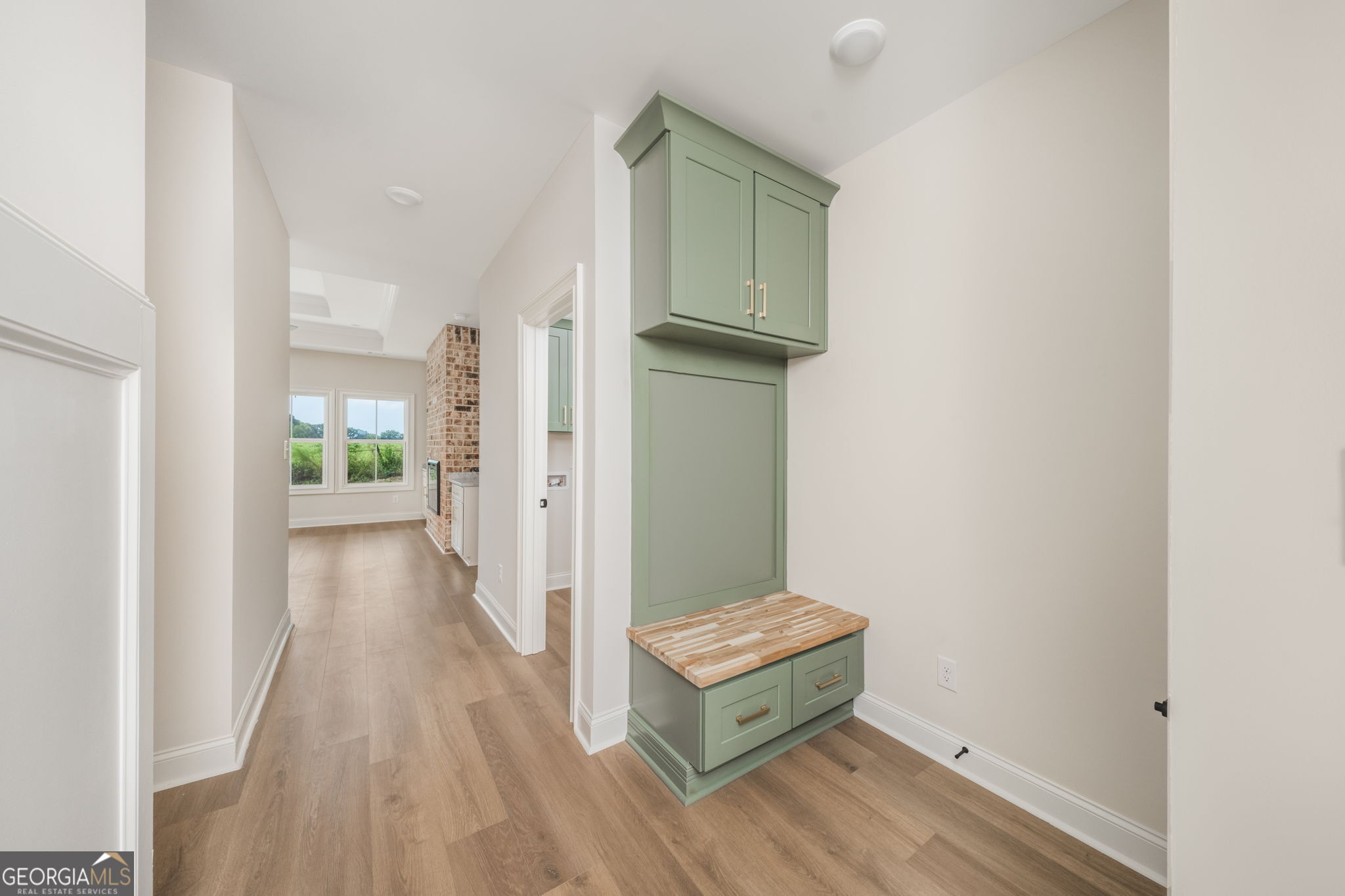 143 Early Drive Property Photo 4
