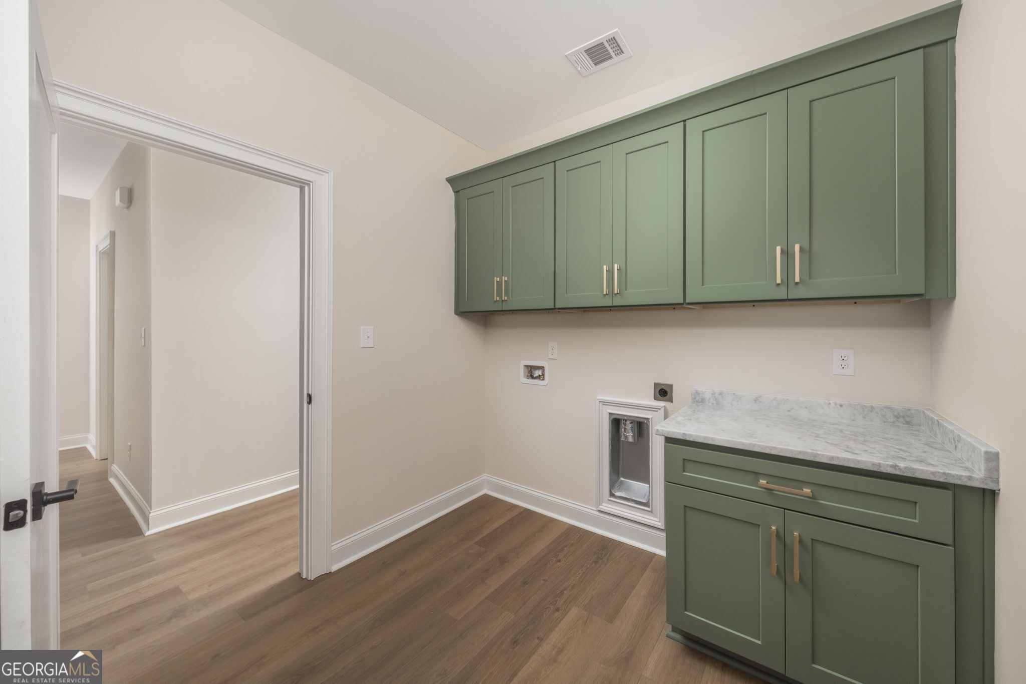 143 Early Drive Property Photo 24