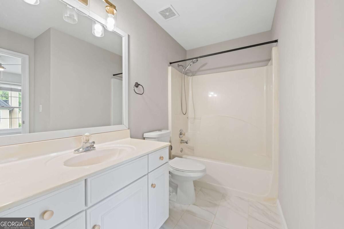 2878 Calhoun Square Property Photo 35