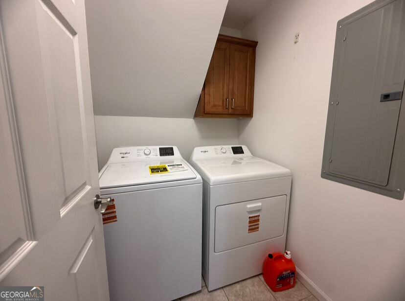 70 Golden Oaks Drive Property Photo 10