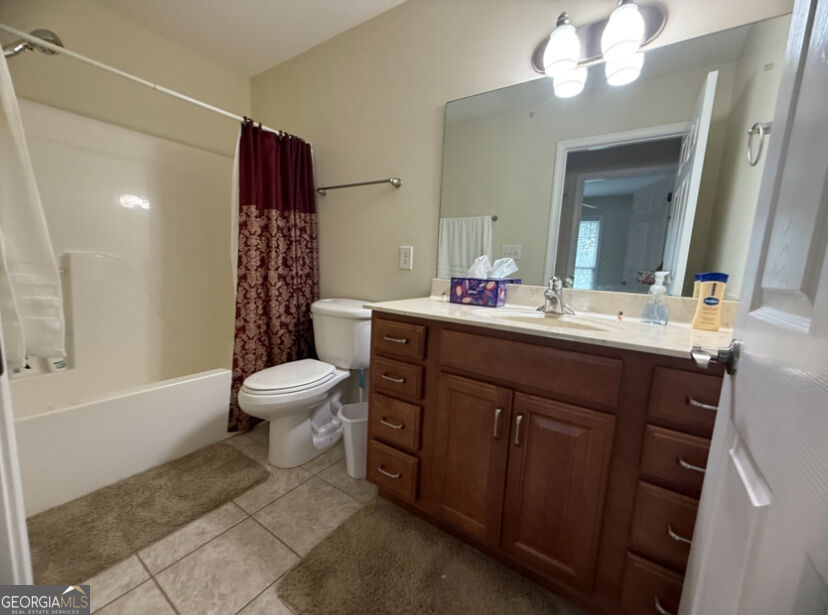70 Golden Oaks Drive Property Photo 12