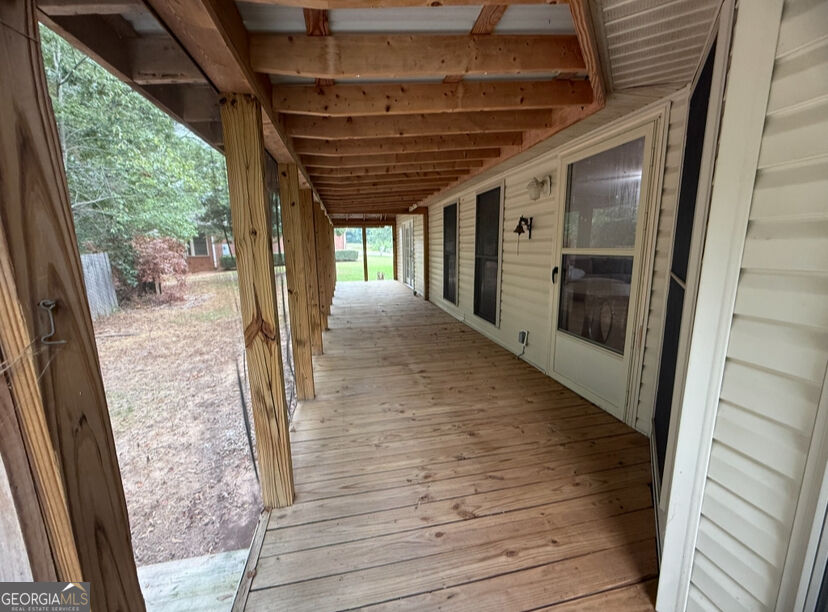 70 Golden Oaks Drive Property Photo 14