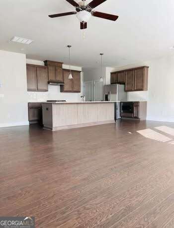 1247 Winterhaven Drive Property Photo 4