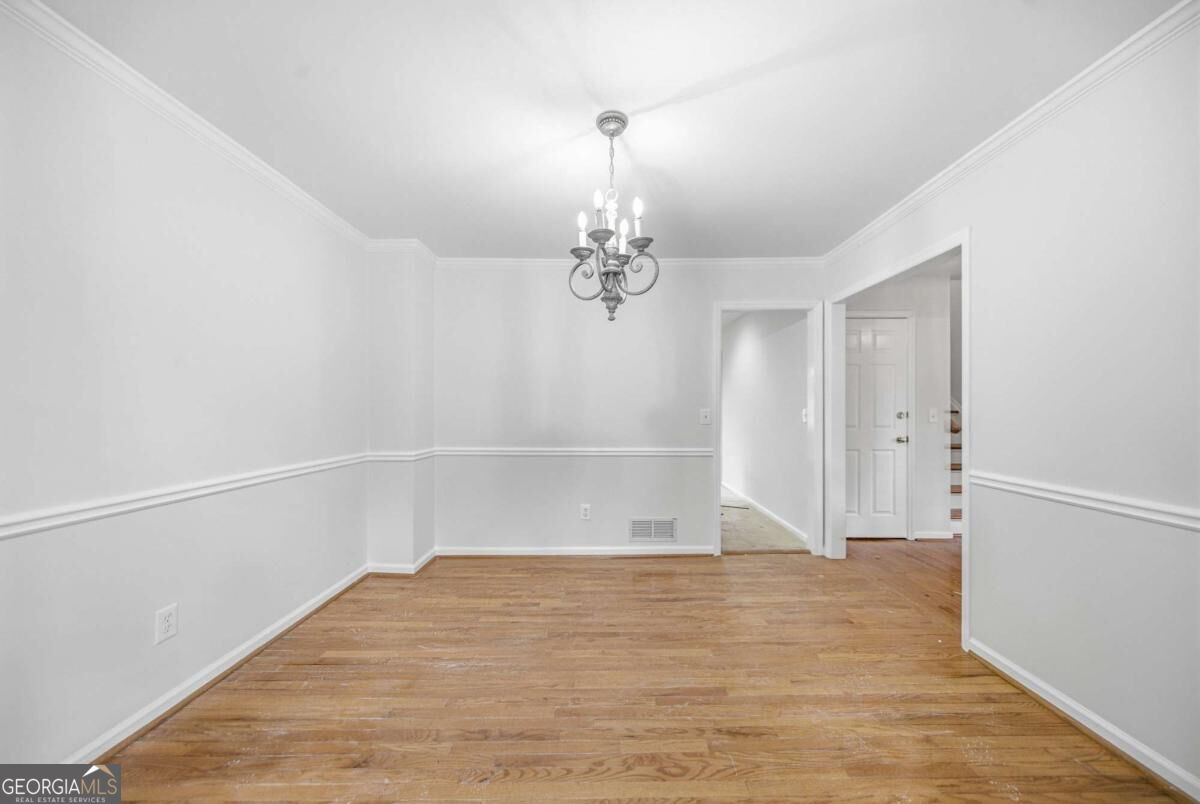 2690 Shadow Pine Drive Property Photo 11