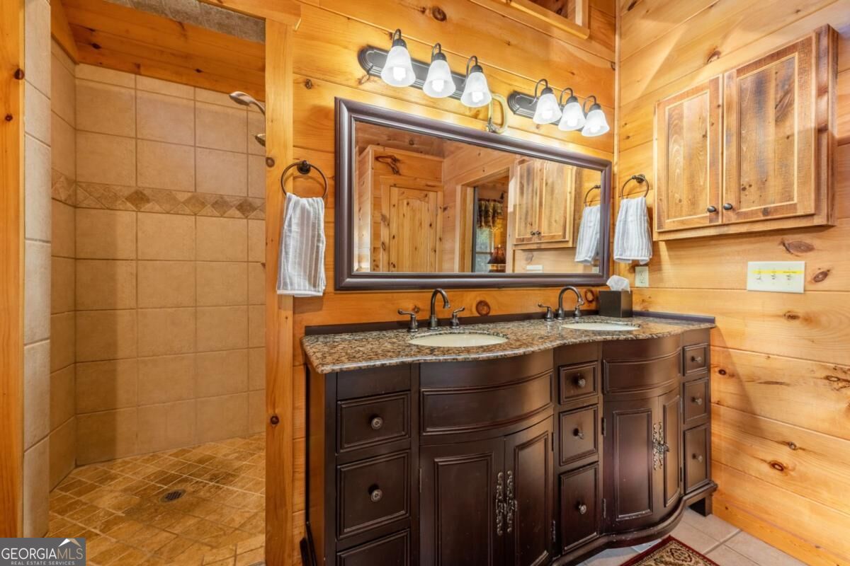 709 Laurel Creek Trail Property Photo 34