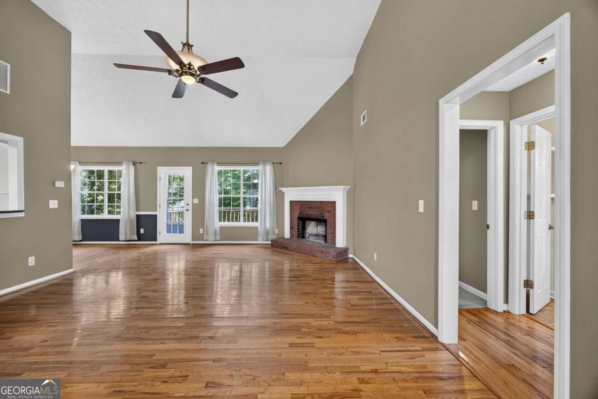 1829 Gray Gables Way Property Photo 3