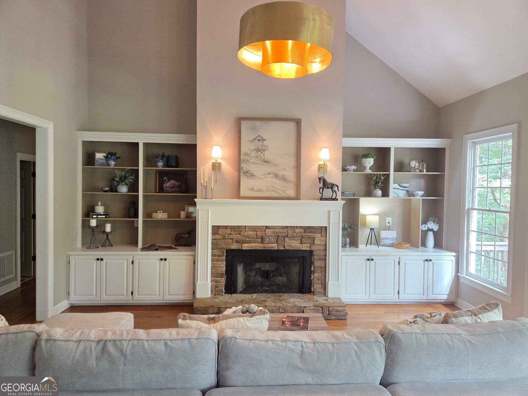 187 Shoreline Circle Property Photo 15