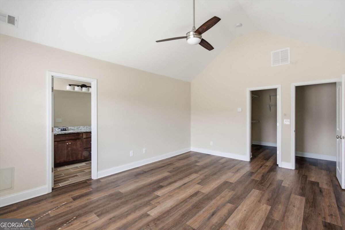 564 Sprayberry Drive Property Photo 20