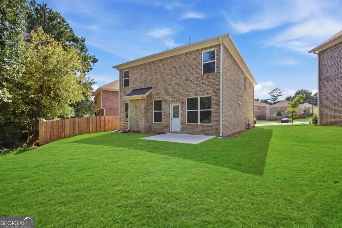 564 Sprayberry Drive Property Photo 30