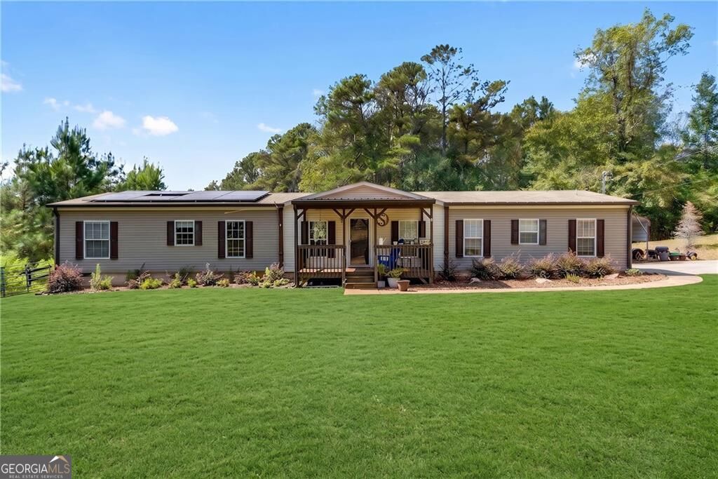 4353 Flatbottom Road Property Photo 2