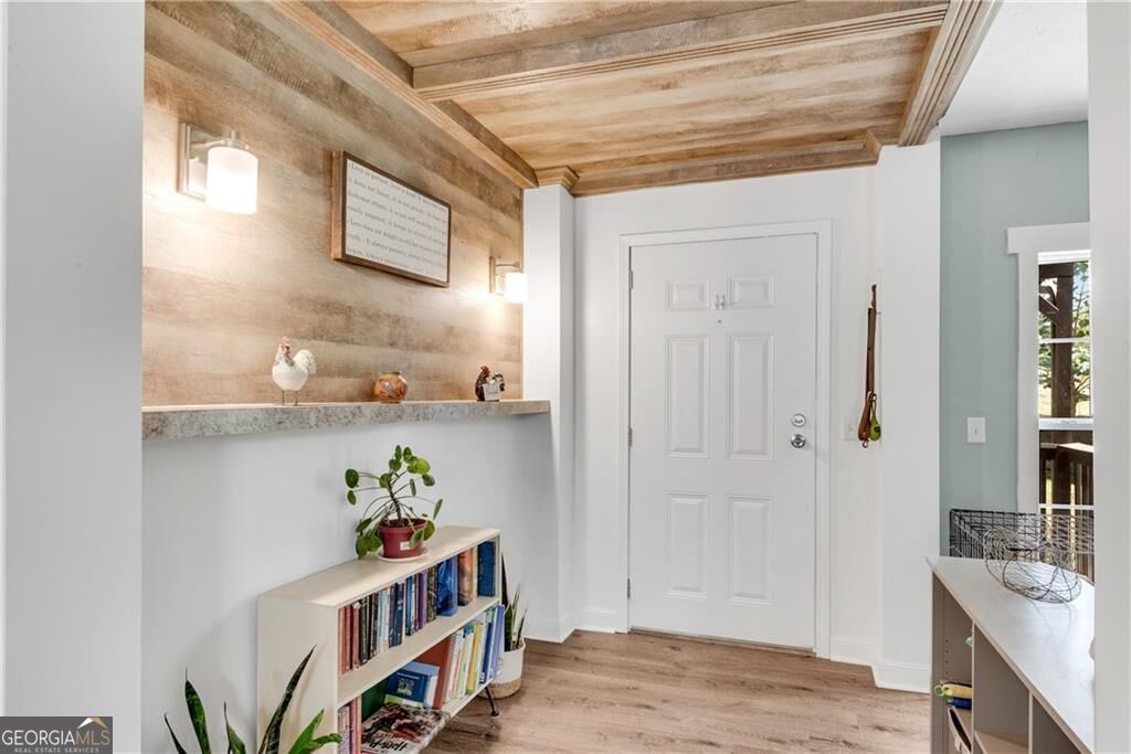 4353 Flatbottom Road Property Photo 6