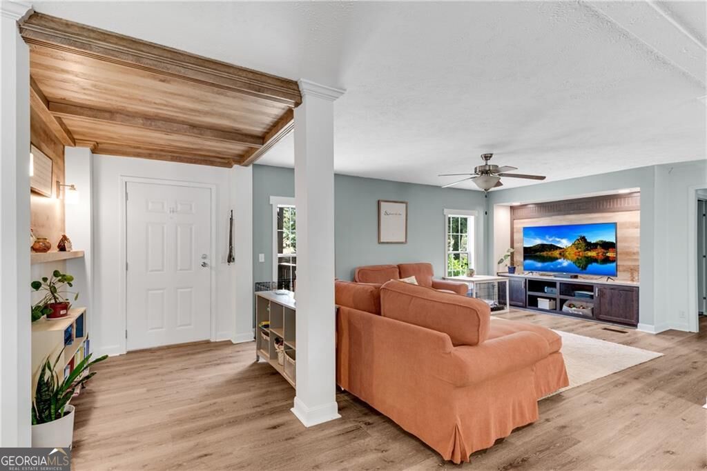 4353 Flatbottom Road Property Photo 7