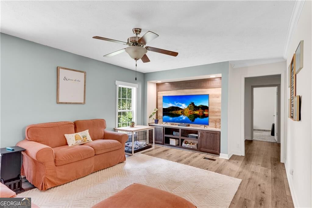 4353 Flatbottom Road Property Photo 8