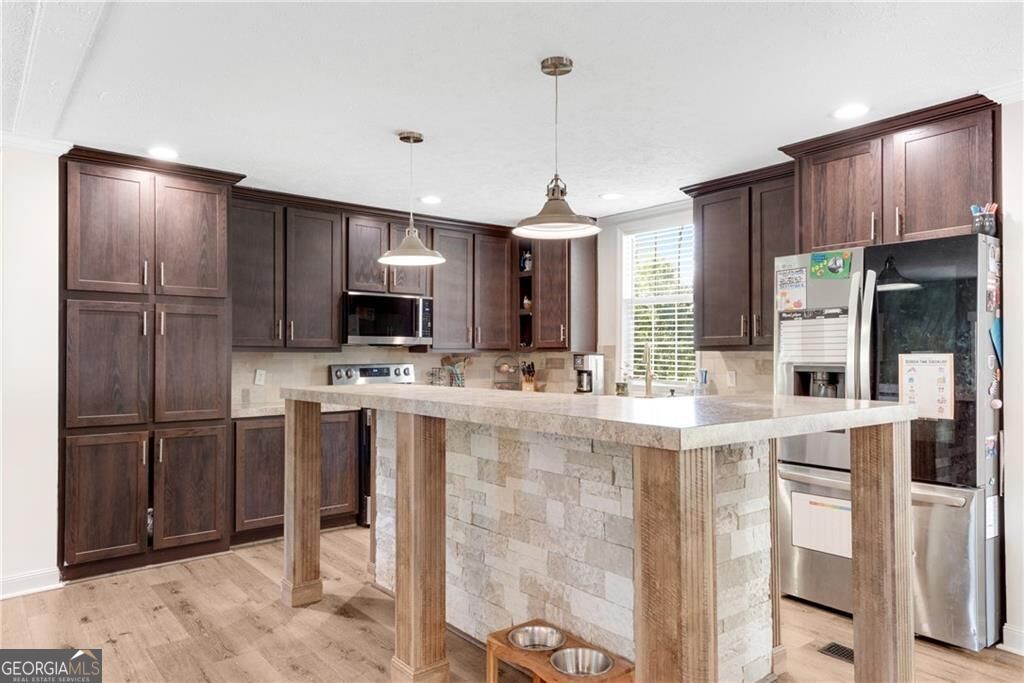 4353 Flatbottom Road Property Photo 10