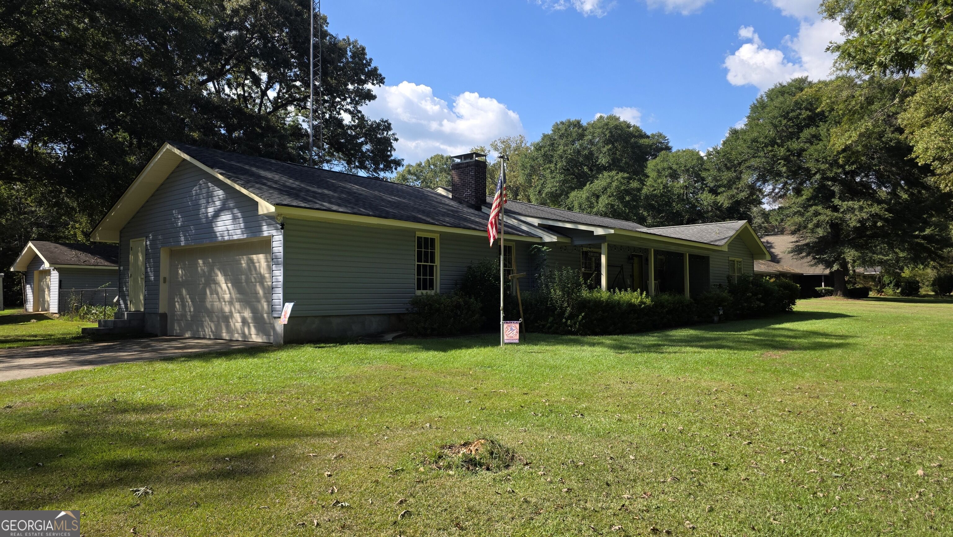 932 W Tanglewood Drive Property Photo 6