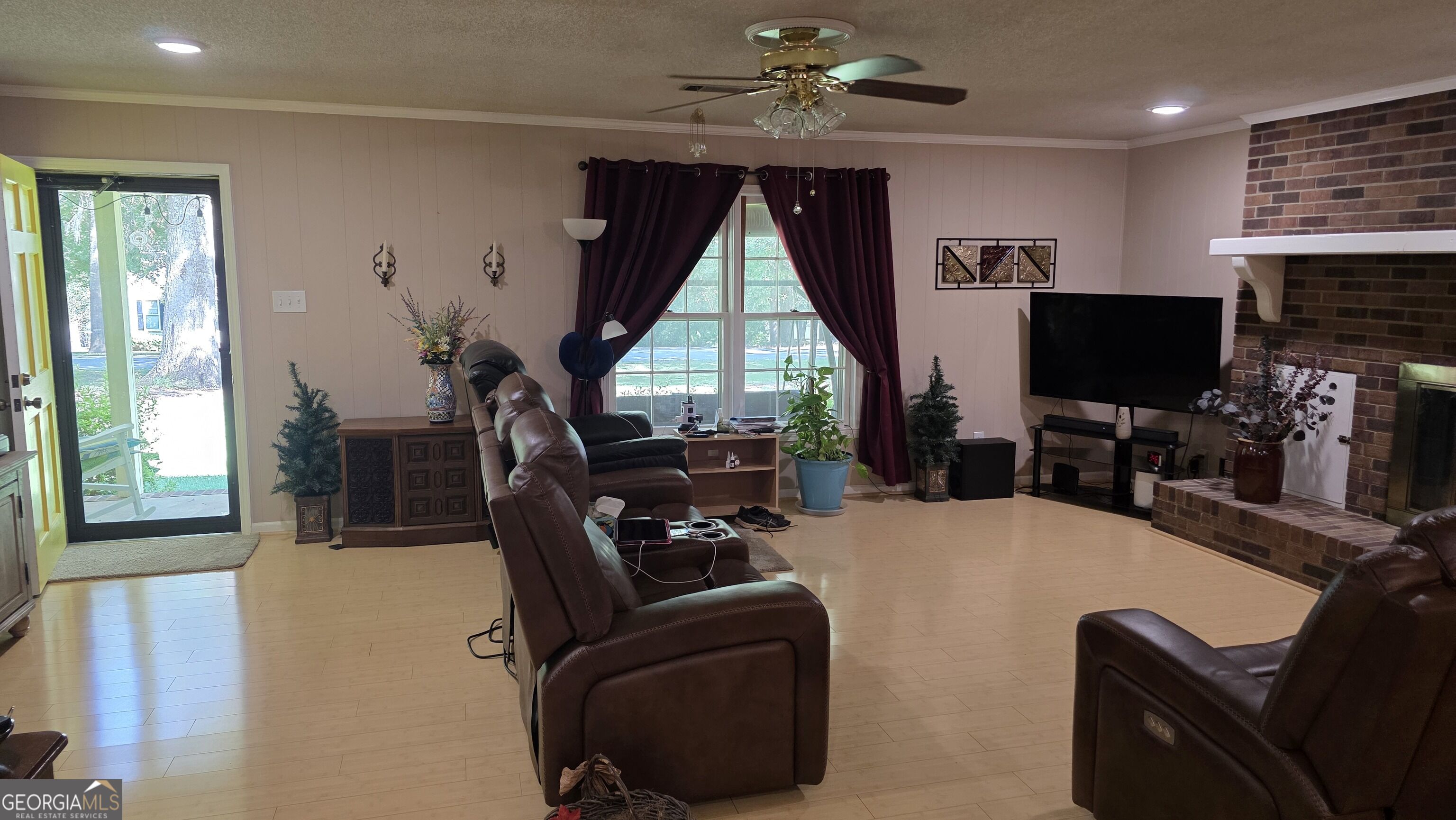 932 W Tanglewood Drive Property Photo 13