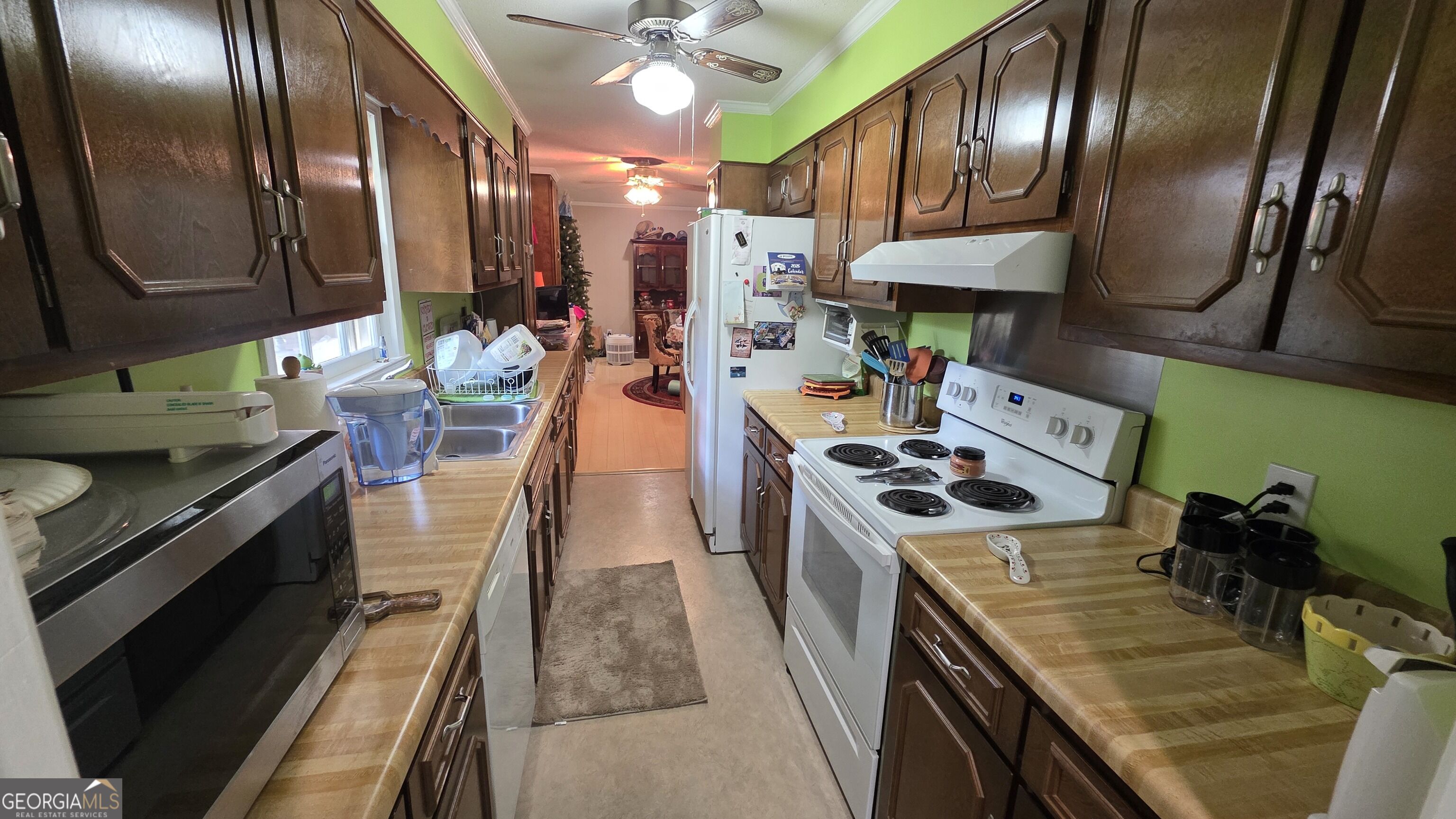 932 W Tanglewood Drive Property Photo 17