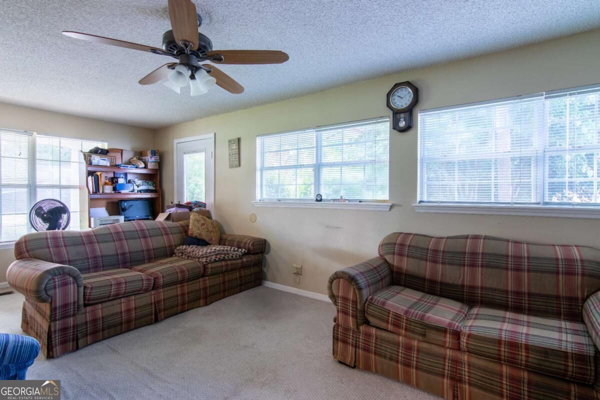 604 Jackson Street Property Photo 17