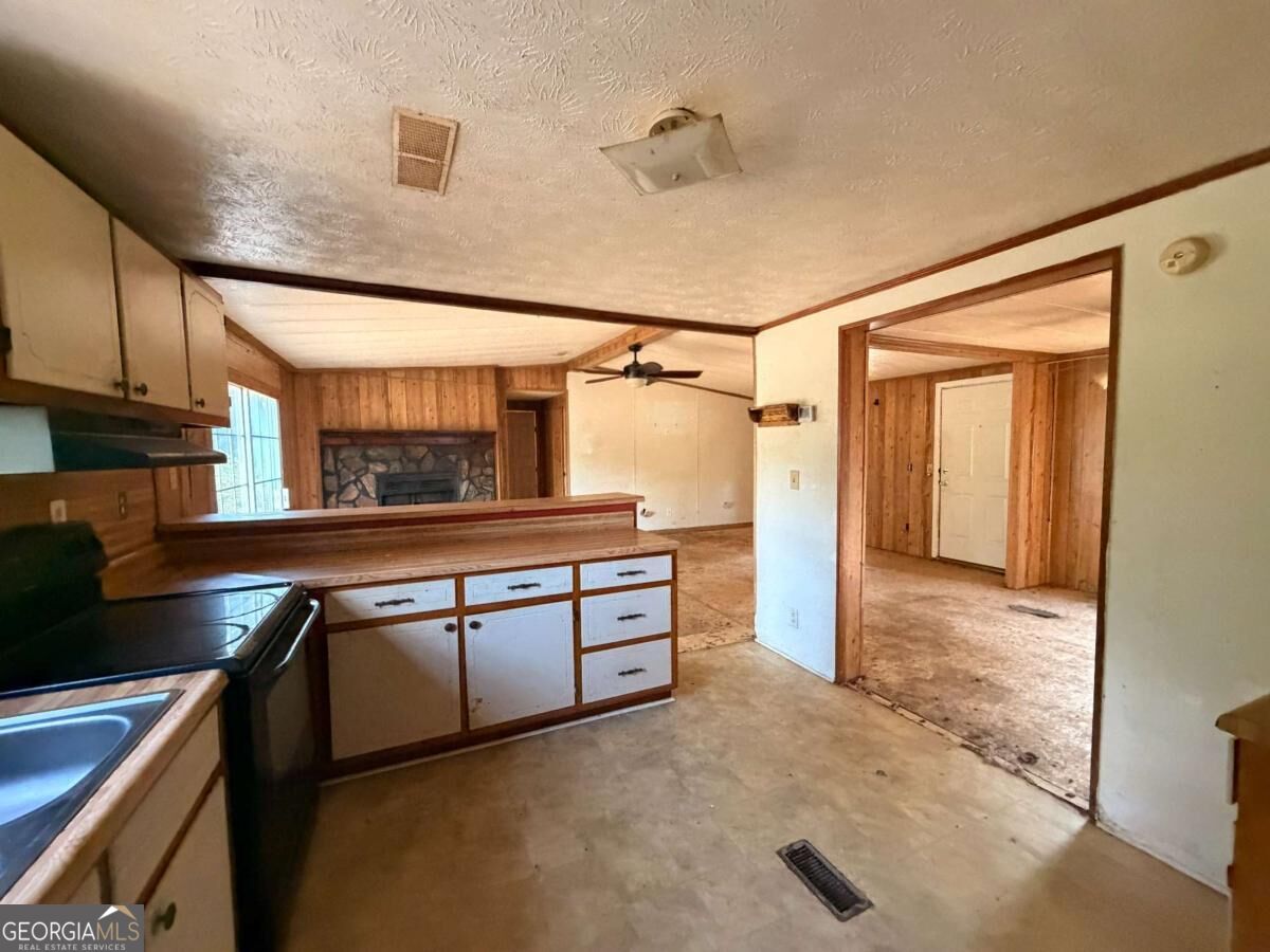 777 Kirk Road Property Photo 8