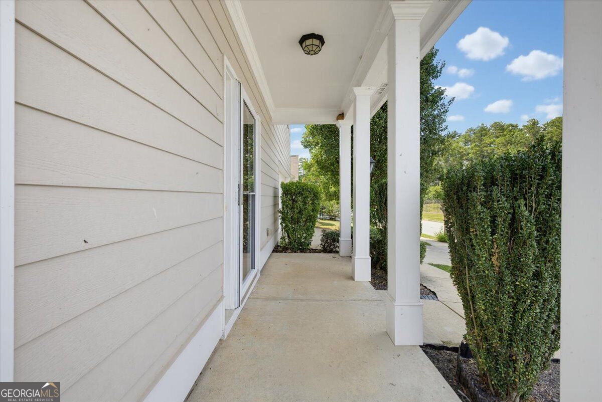 50 Bellerive Lane Property Photo 4