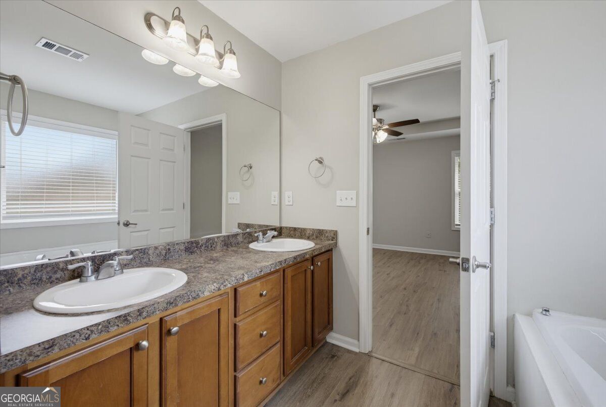 50 Bellerive Lane Property Photo 20